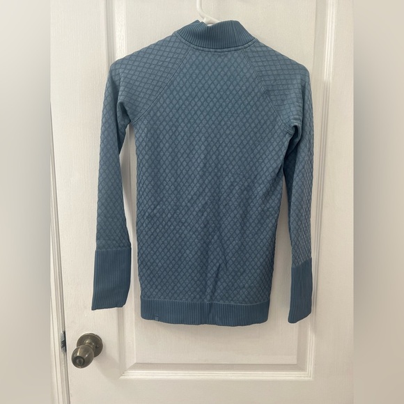 Lululemon Rest Less 1/2 Zip Slate Blue / White Sweater (Size 2) - Picture 8 of 12